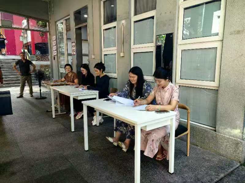 2025022010055657 黄师中高考学校 ba9329a9eb7ea2f5761f488e91bca7c