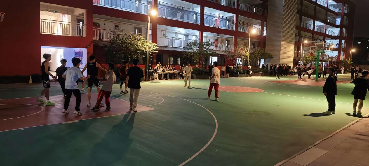 2025041607392057 黄师中高考学校 50da99a84010cc5fc3dc9edf46e8d0e