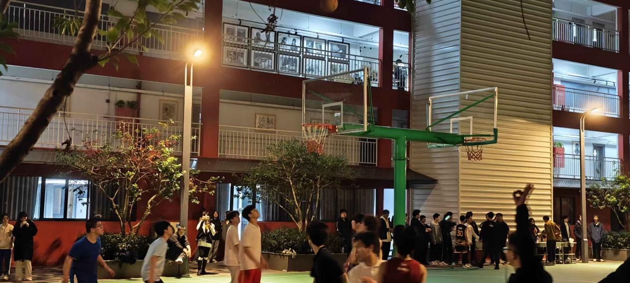 2025041607392688 黄师中高考学校 b47f46f88363ce45549538bcf58c089