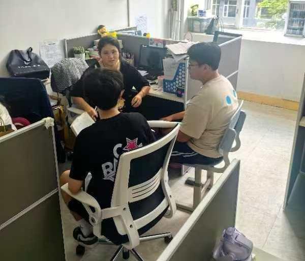 2025041609013549 黄师中高考学校 3eaeec005b59c1c7c5aac03b0aef8c5