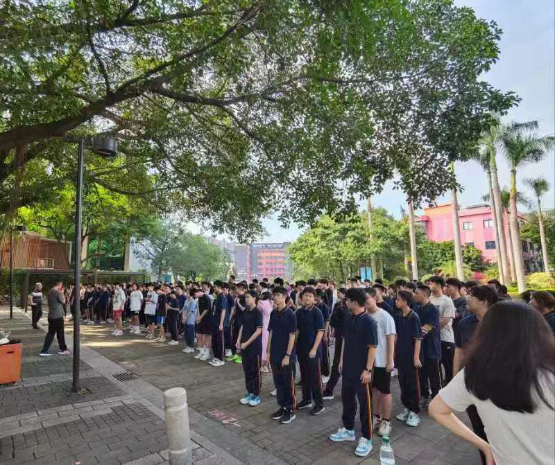 2025041609043573 黄师中高考学校 88b1ee1858521814e13b6a73f8feb06