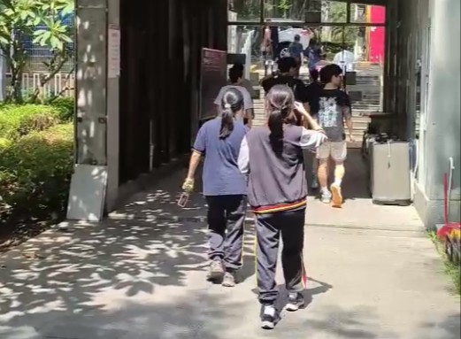 2025041609060245 黄师中高考学校 1734657913525