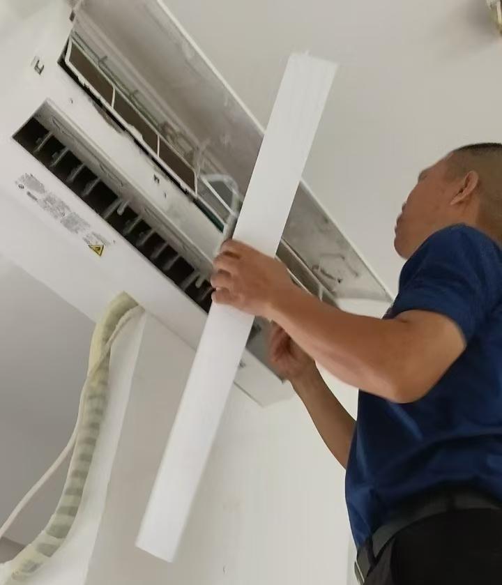 2025041609314485 黄师中高考学校 91e3d9d16e3ea6f0d1b62d0125f787f