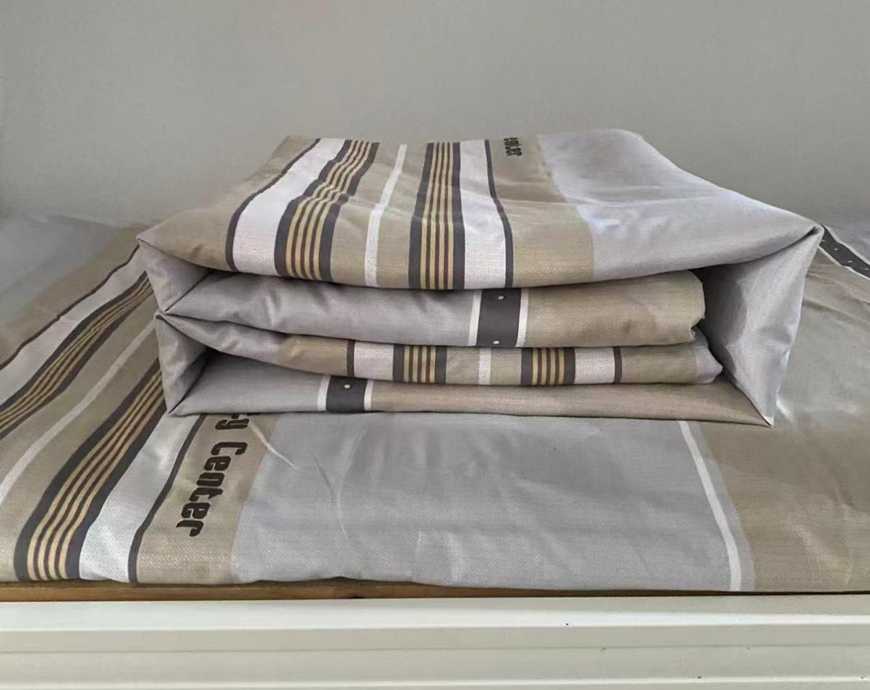 2025041609343426 黄师中高考学校 3ad9eb2f7bcec003c3edfd9332d87be