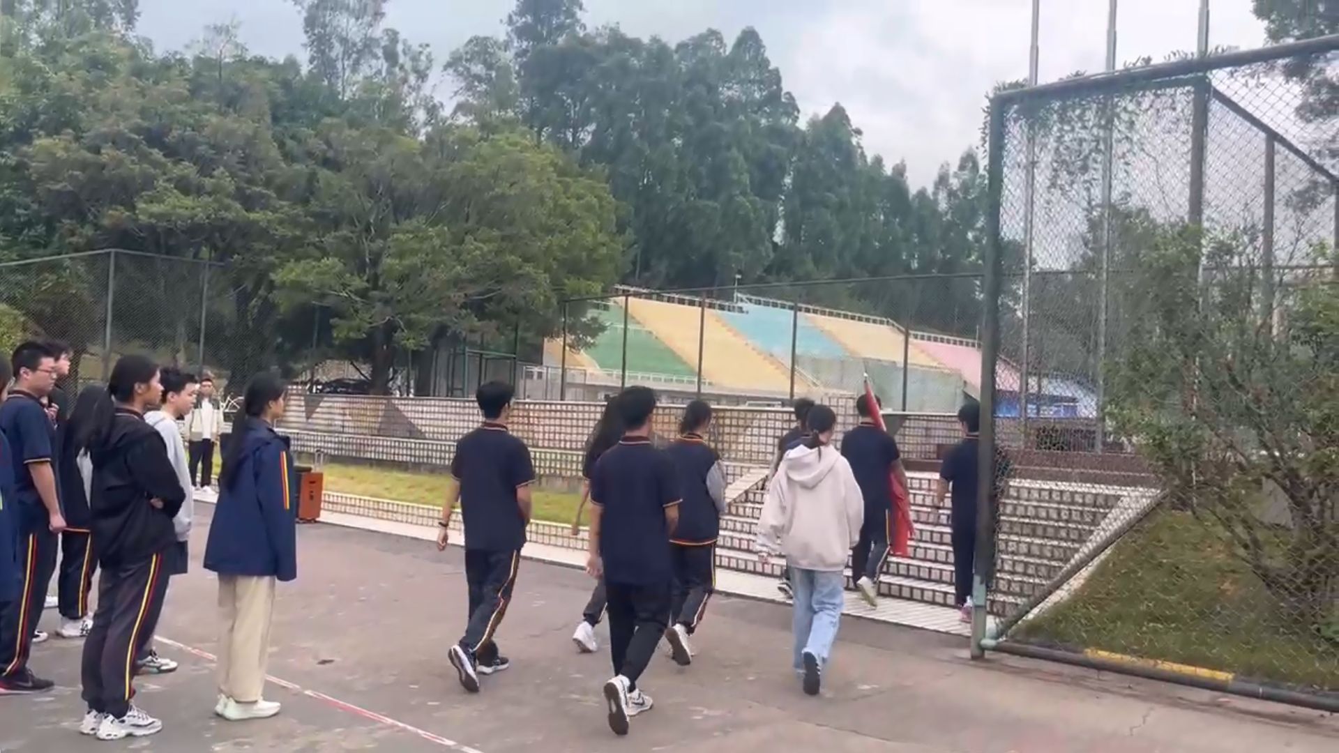 2025041702343125 黄师中高考学校 1734663662079