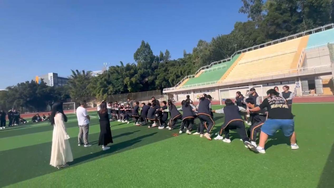 2025041702354648 黄师中高考学校 1734663944078