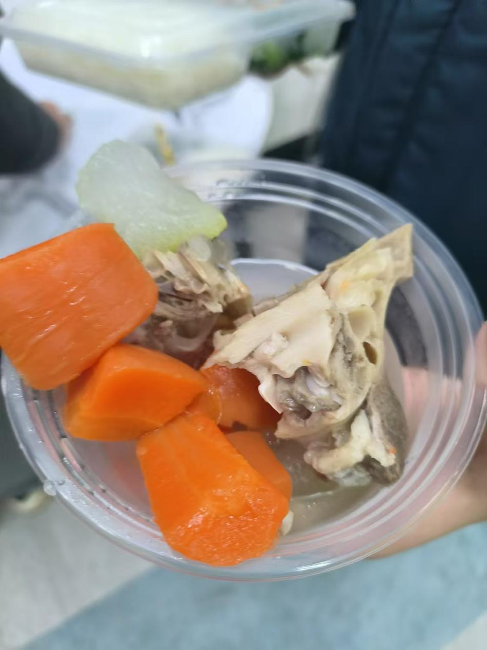 2025042802154815 黄师中高考学校 34e92e554cd25c3a27da4e6d5784715