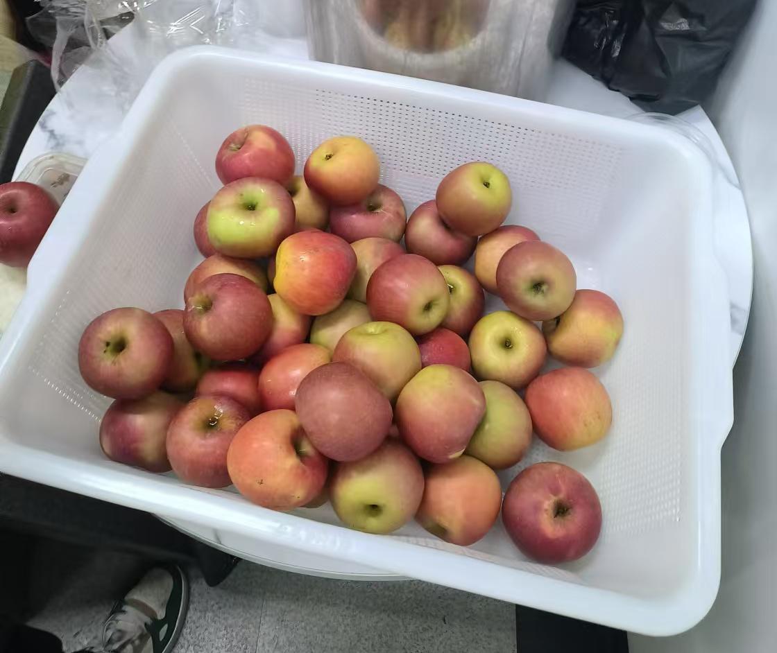 2025042802155170 黄师中高考学校 522fed96b93d9676c0356f71f0b8462