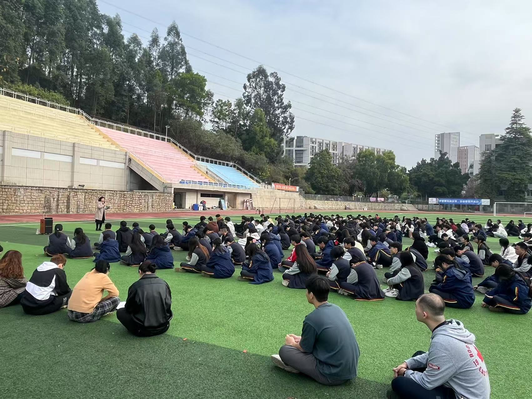 2025042802441486 黄师中高考学校