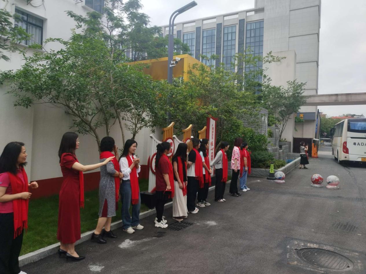 2025082910004362 黄师中高考学校 2025082709554729 黄师中高考学校