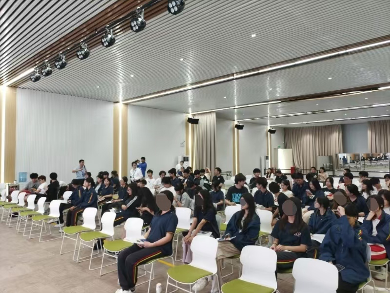 2025082910062528 黄师中高考学校 2025082710010070 黄师中高考学校