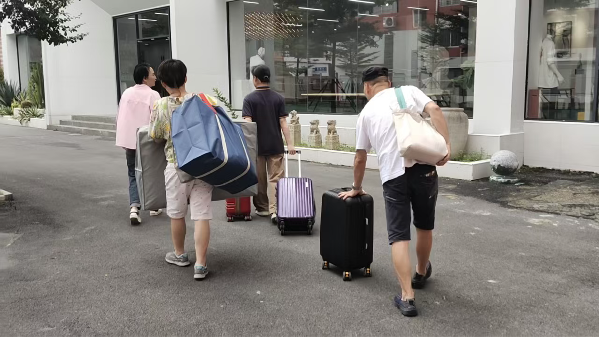 2025082910371968 黄师中高考学校 2025082710300464 黄师中高考学校