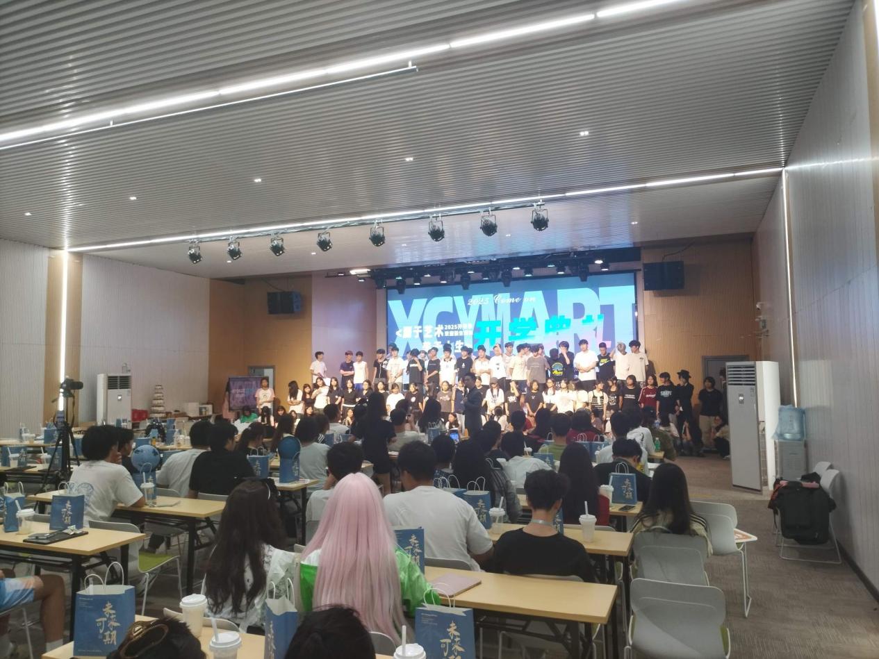 2025120307051524 黄师中高考学校 微信图片 20250802102919