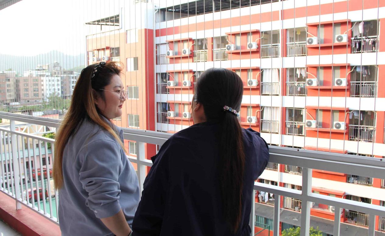 2025120309074516 黄师中高考学校 4