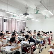 2024121707360810 黄师中高考学校 图片13