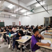 2024121802383515 黄师中高考学校 3