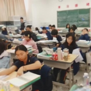 2024121802520576 黄师中高考学校 4