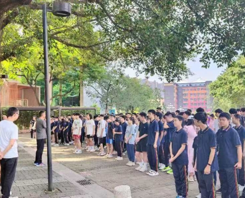 5a4e0fae9347f5a1c8d6b55405d350b