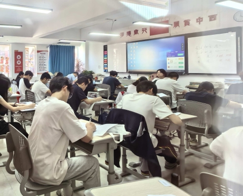 2025042909285260 黄师中高考学校