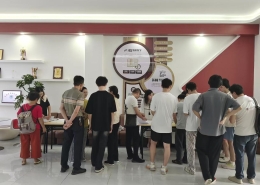 2025082710301111 黄师中高考学校